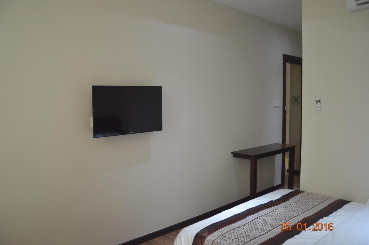 Hotel Qu Lin Resident à Sibu Extérieur photo